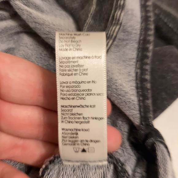 P.J Salvage Acid Wash Zip Up Hoodie Size Medium - Picture 11 of 11